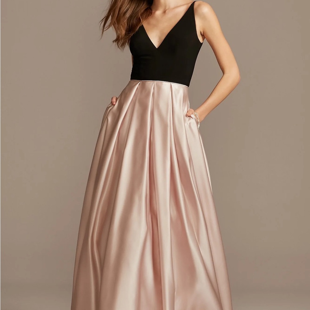 Elegant Black and Pink V-Neck Gown